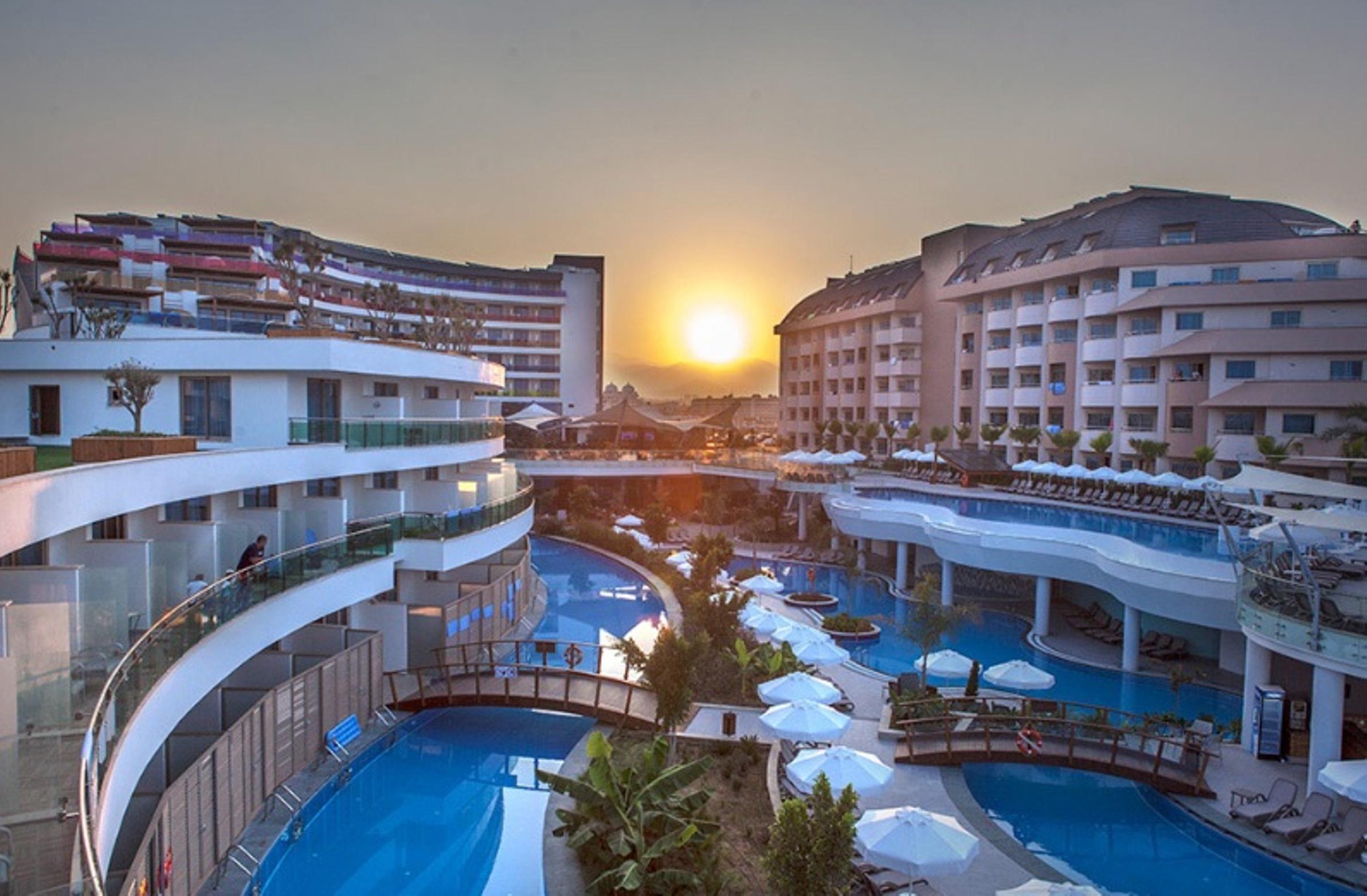 Long Beach Harmony Hotel Turkler Exterior photo